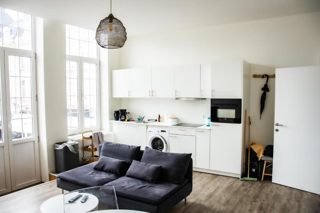 Apartment 9